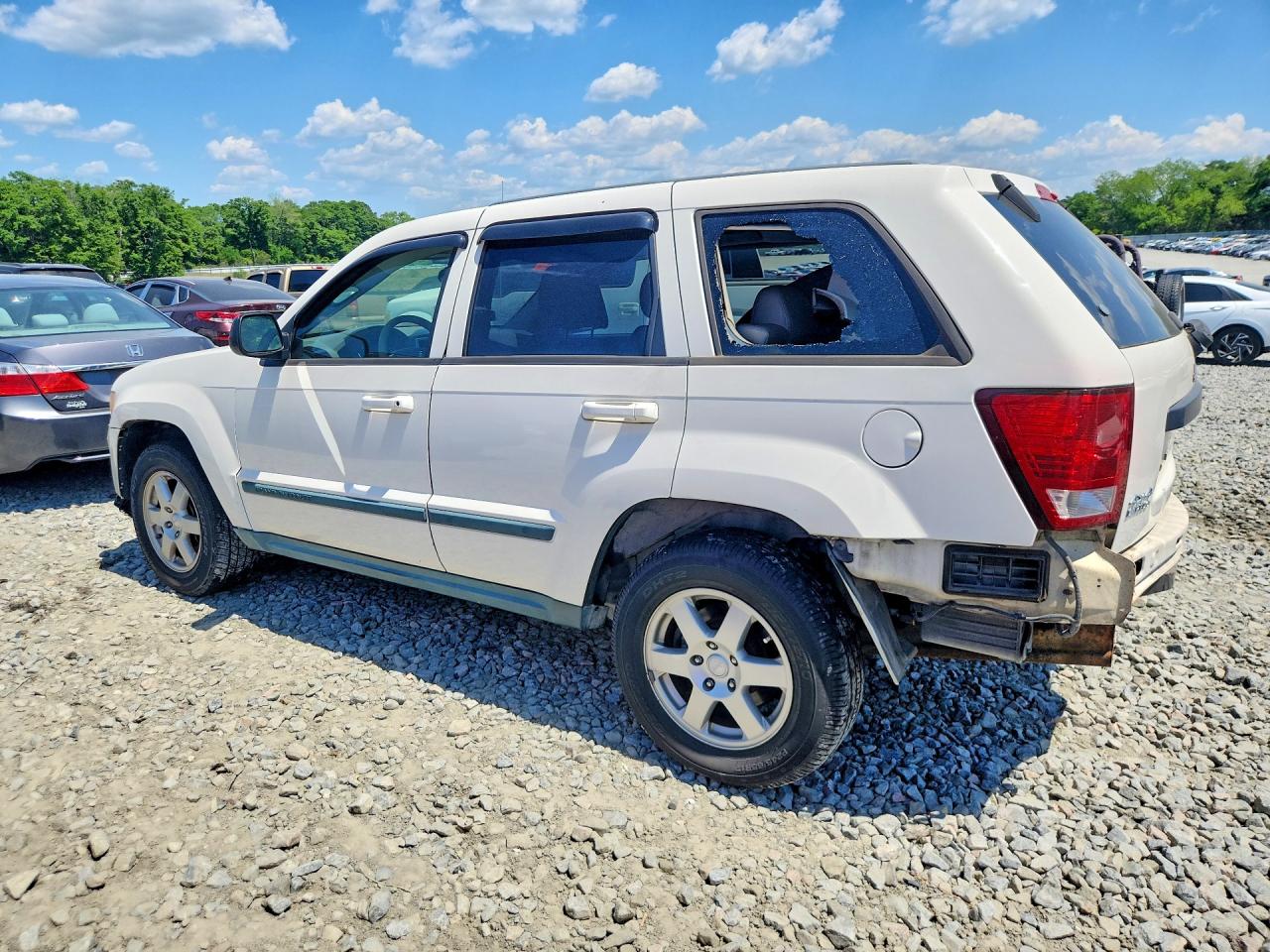 2008 JEEP GRAND CHEROKEE LAREDO photo 4