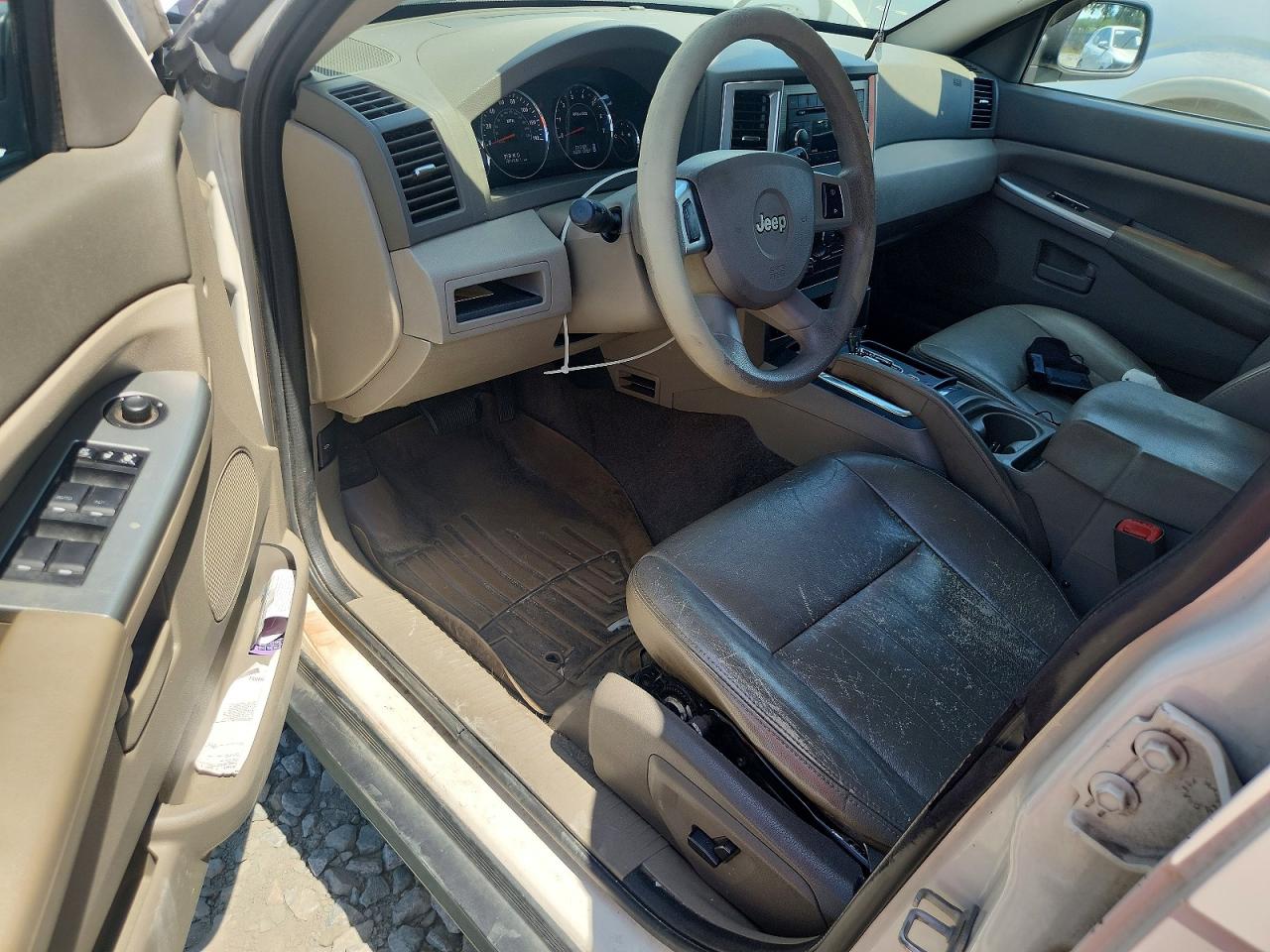 2008 JEEP GRAND CHEROKEE LAREDO photo 22