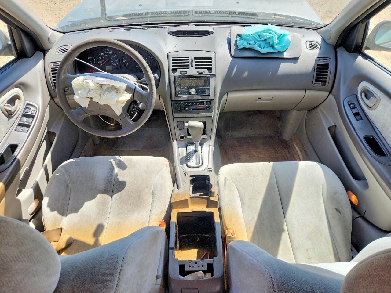 2000 NISSAN MAXIMA GXE photo 15