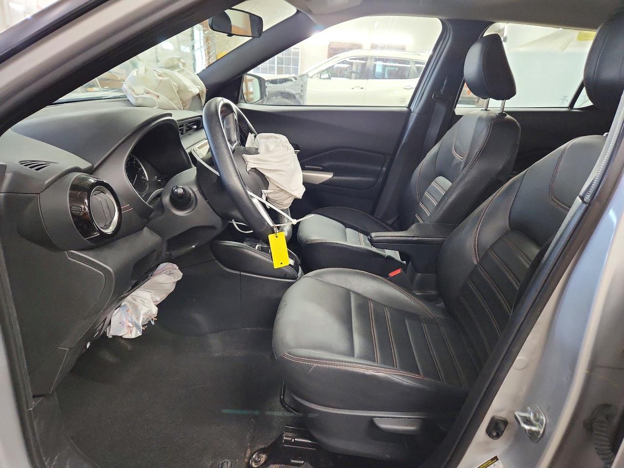 2020 NISSAN KICKS SR photo 7