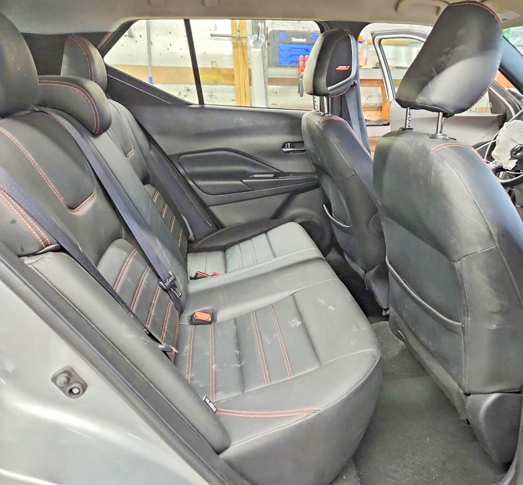 2020 NISSAN KICKS SR photo 11