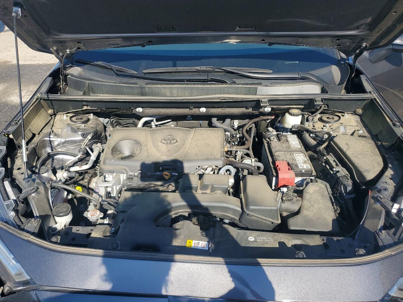 2022 TOYOTA RAV4 XLE photo 23