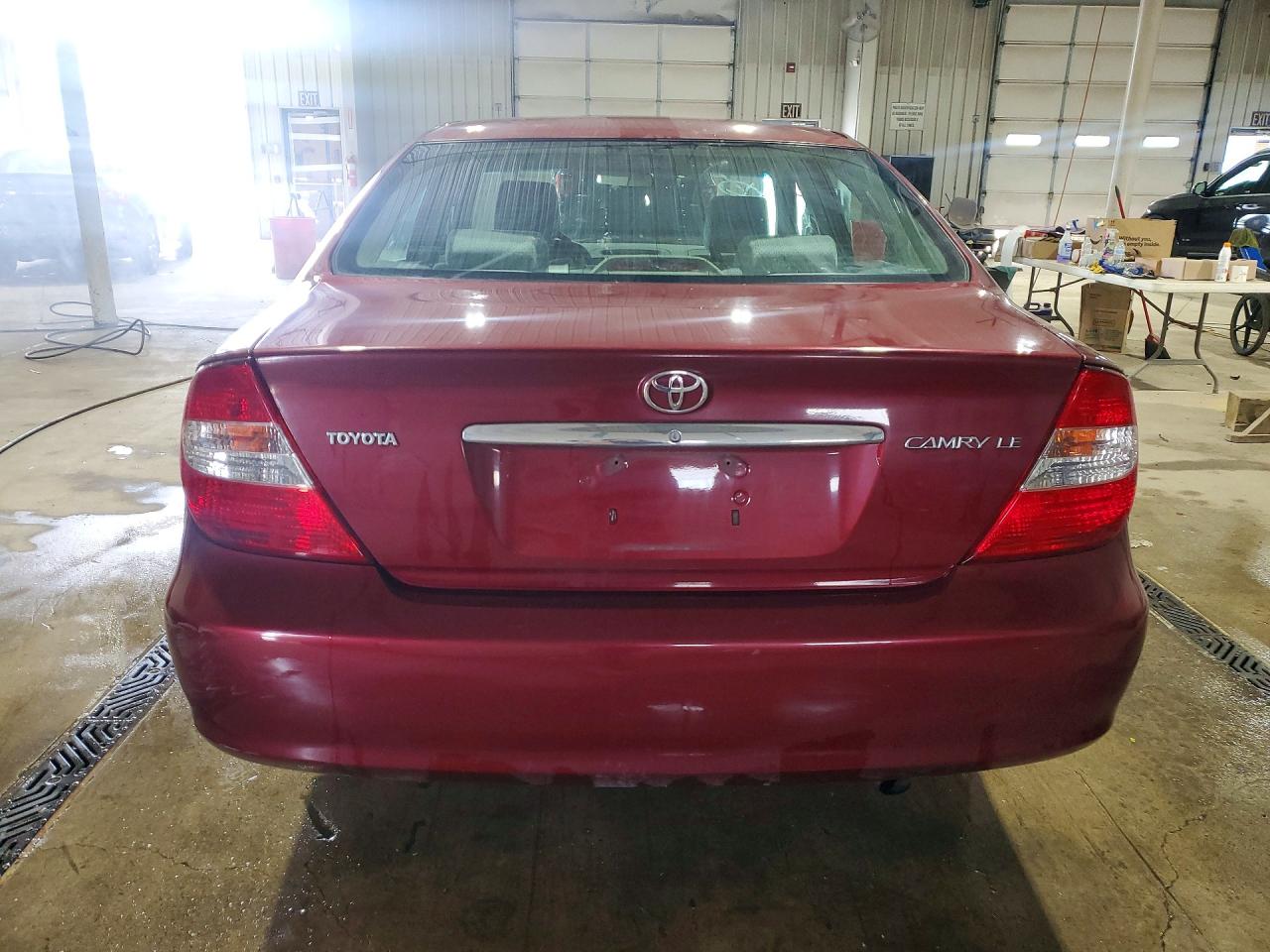 2003 TOYOTA CAMRY LE photo 11