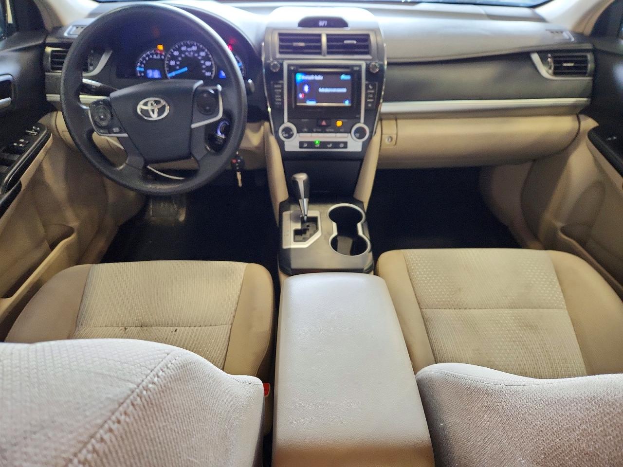 2012 TOYOTA CAMRY LE photo 15