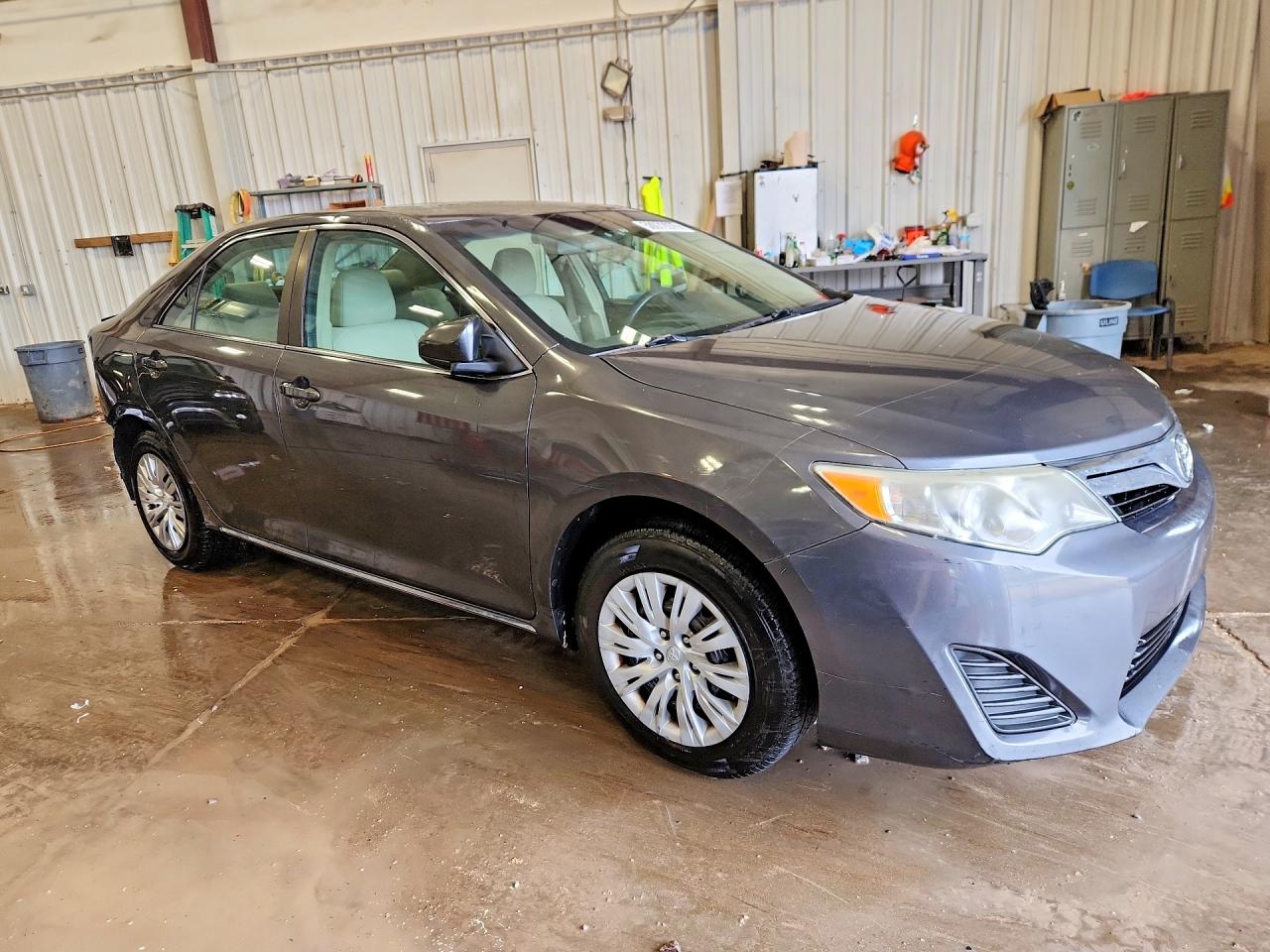 2012 TOYOTA CAMRY LE photo 7