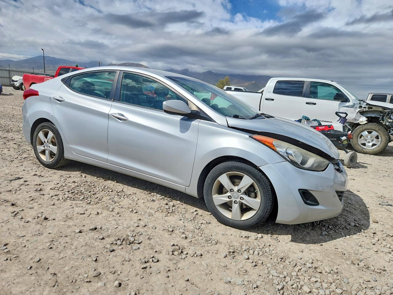 2013 HYUNDAI ELANTRA GLS photo 7