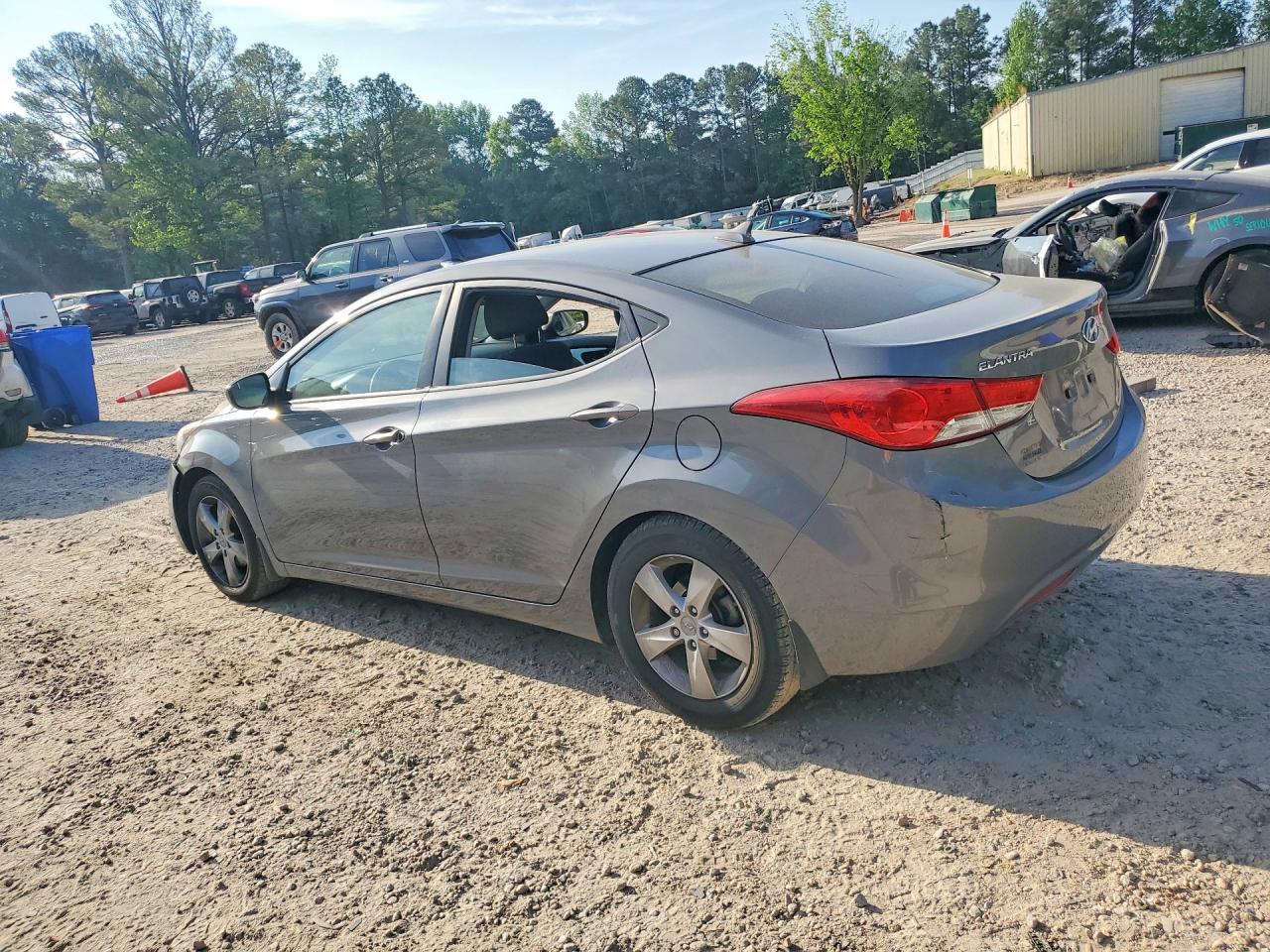 2013 HYUNDAI ELANTRA GLS photo 3