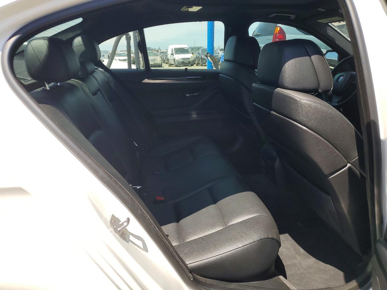 2013 BMW 535 I photo 19