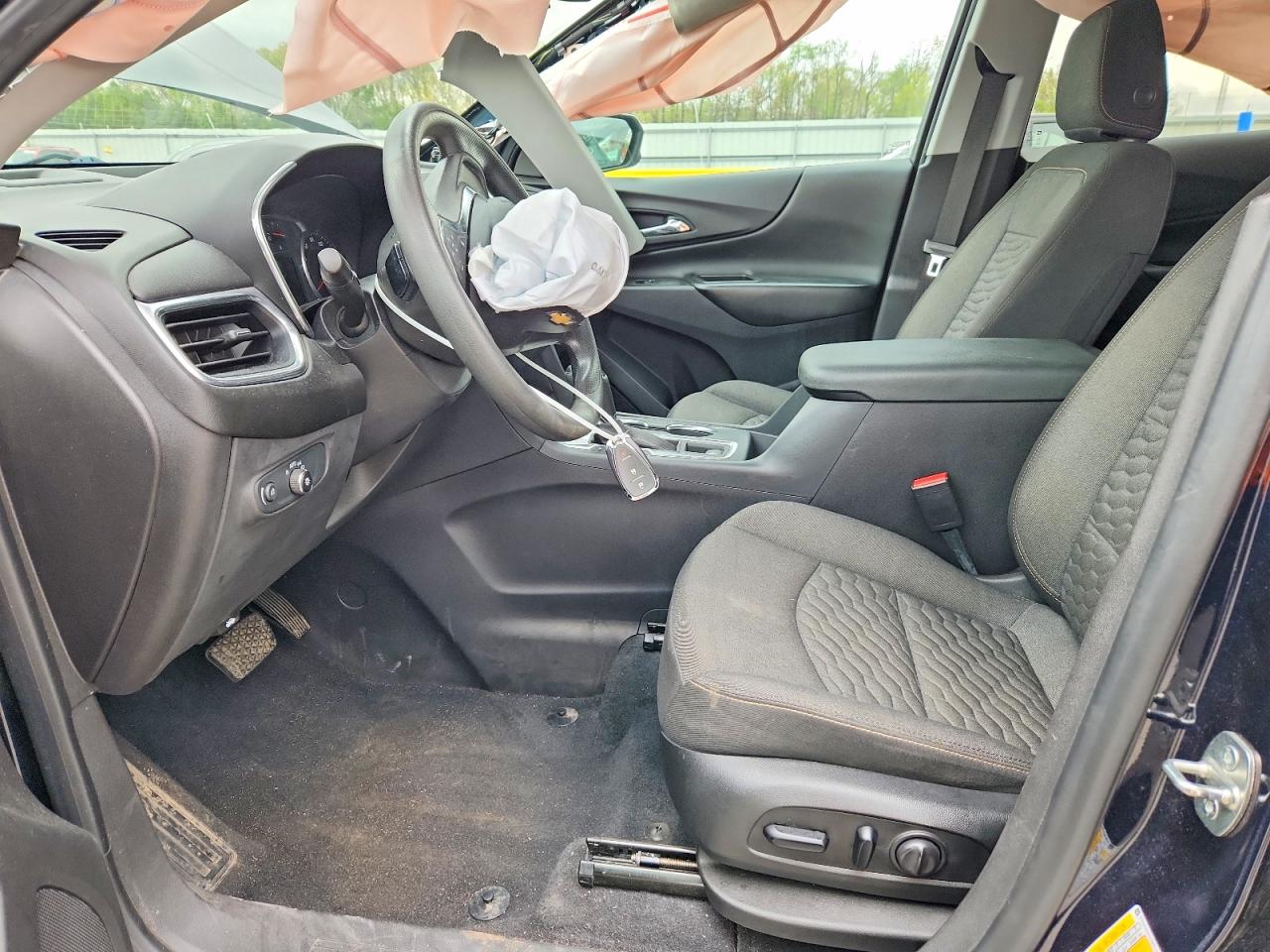 2021 CHEVROLET EQUINOX LT photo 19