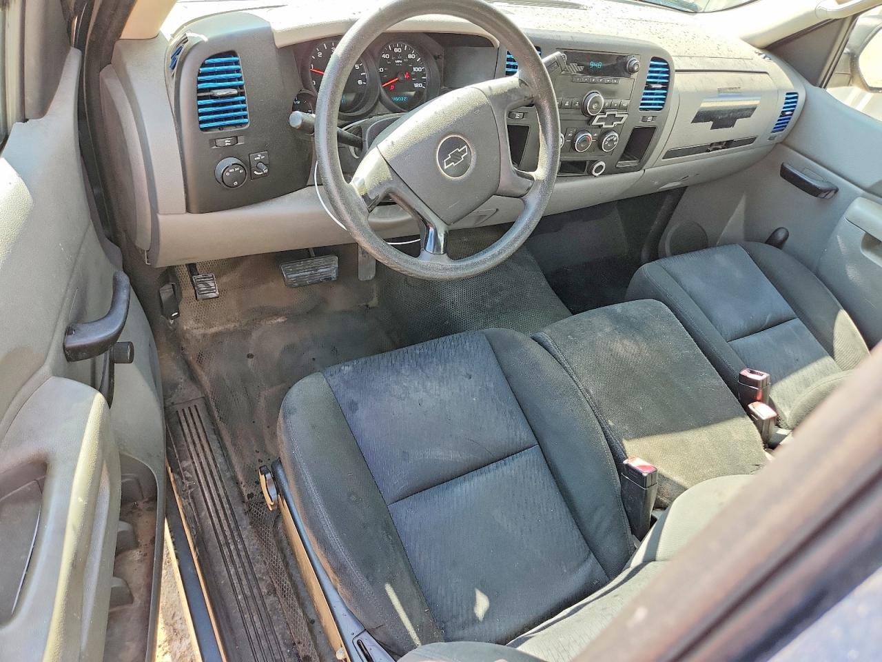 2010 CHEVROLET SILVERADO C1500 photo 22