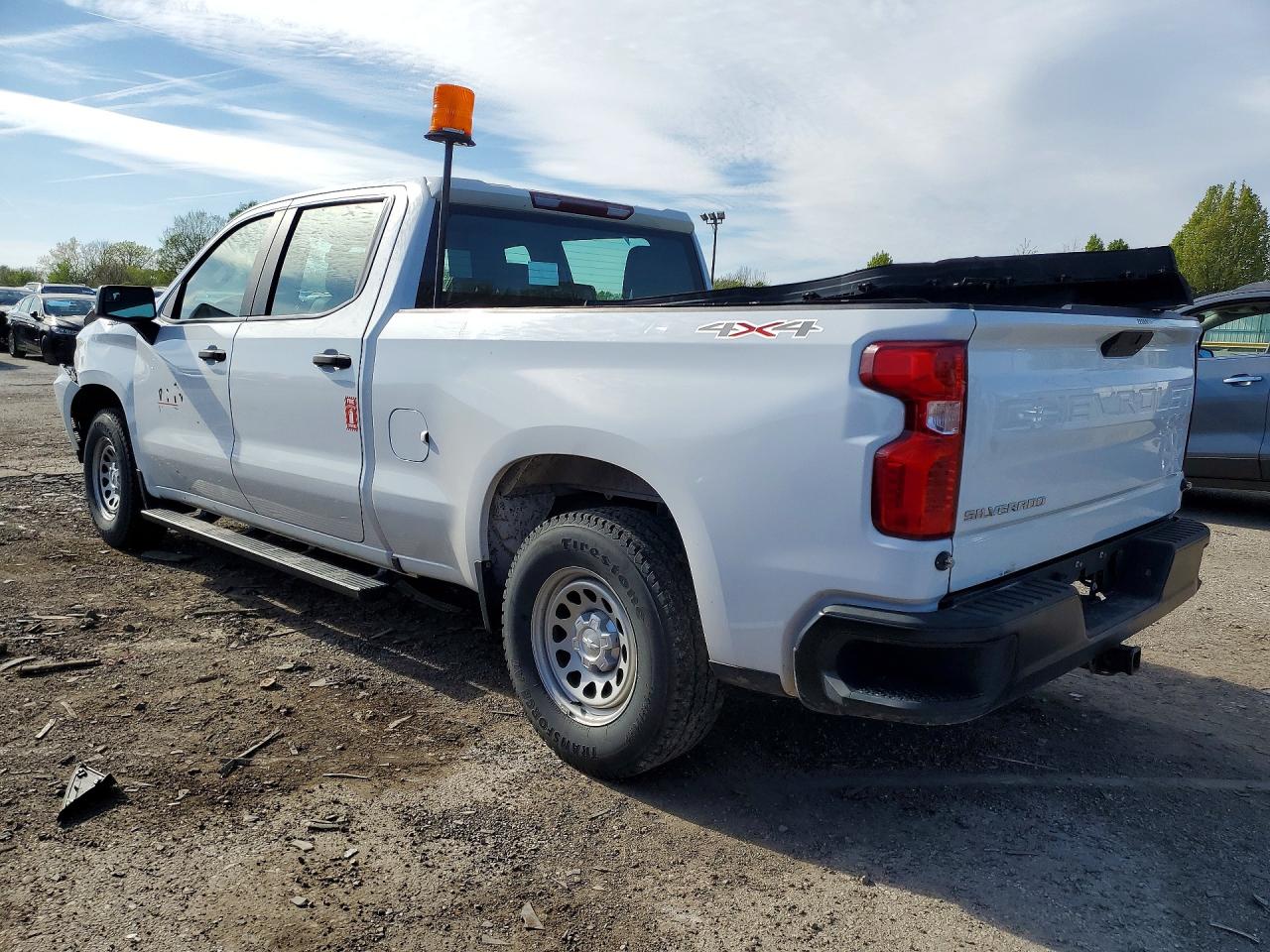 2019 CHEVROLET SILVERADO K1500 photo 4