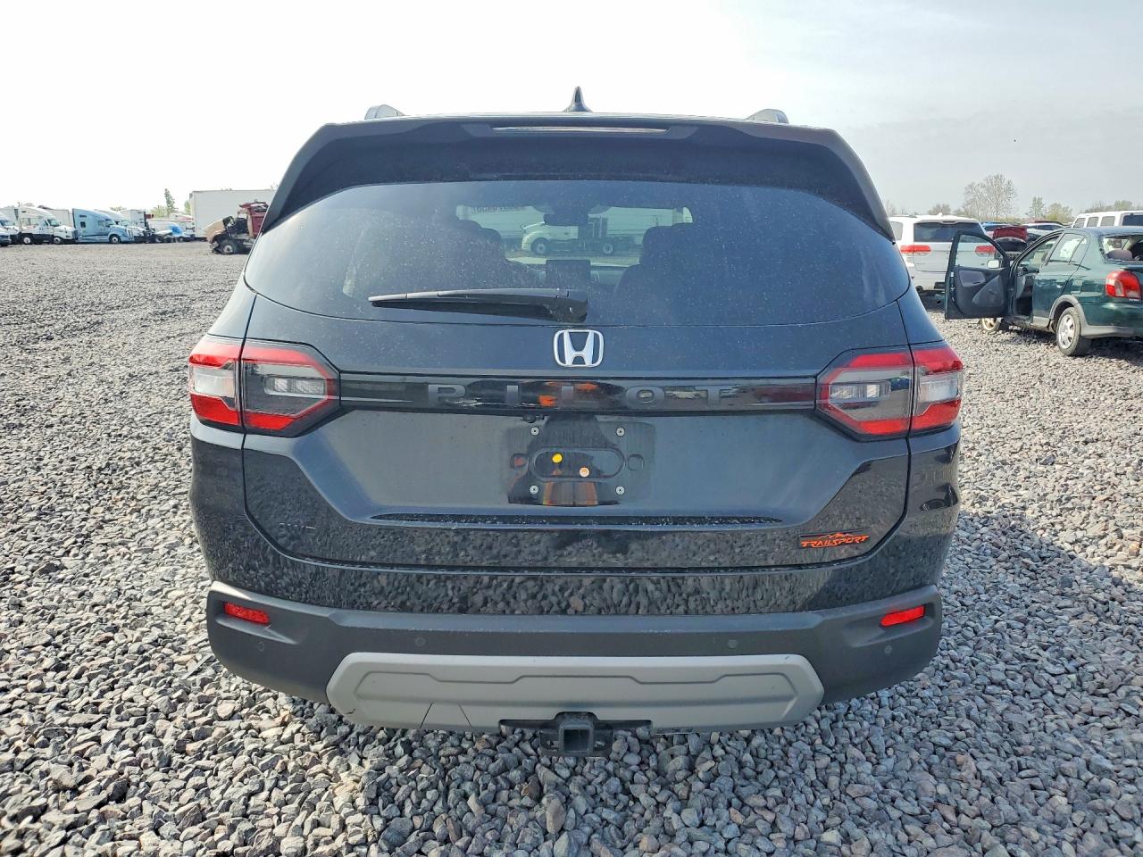 2025 HONDA PILOT TRAILSPORT photo 11