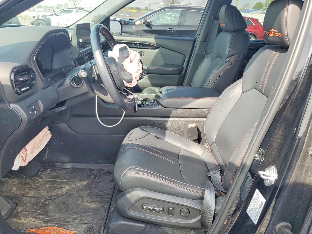 2025 HONDA PILOT TRAILSPORT photo 13