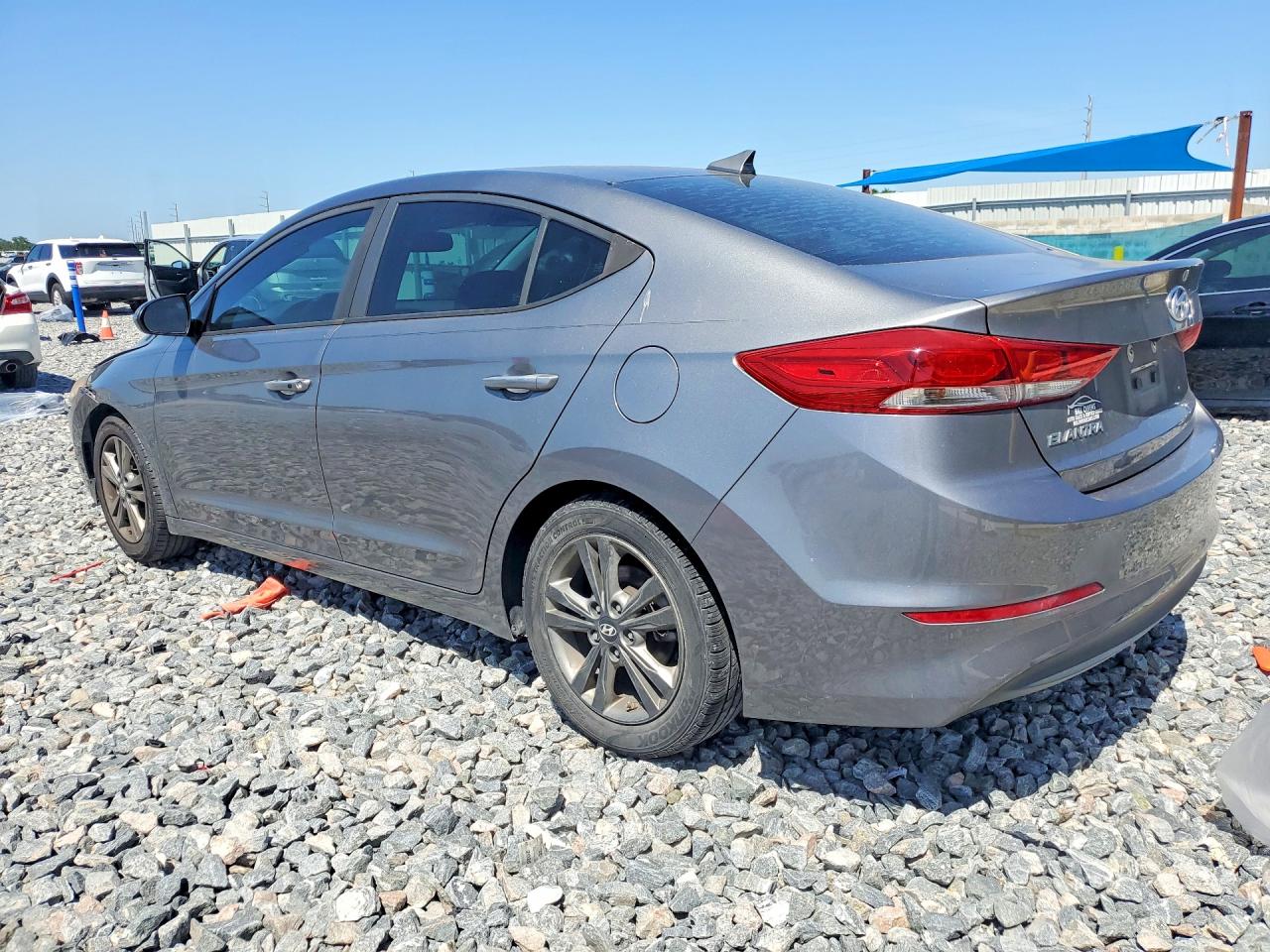 2018 HYUNDAI ELANTRA VALUE EDITION photo 2