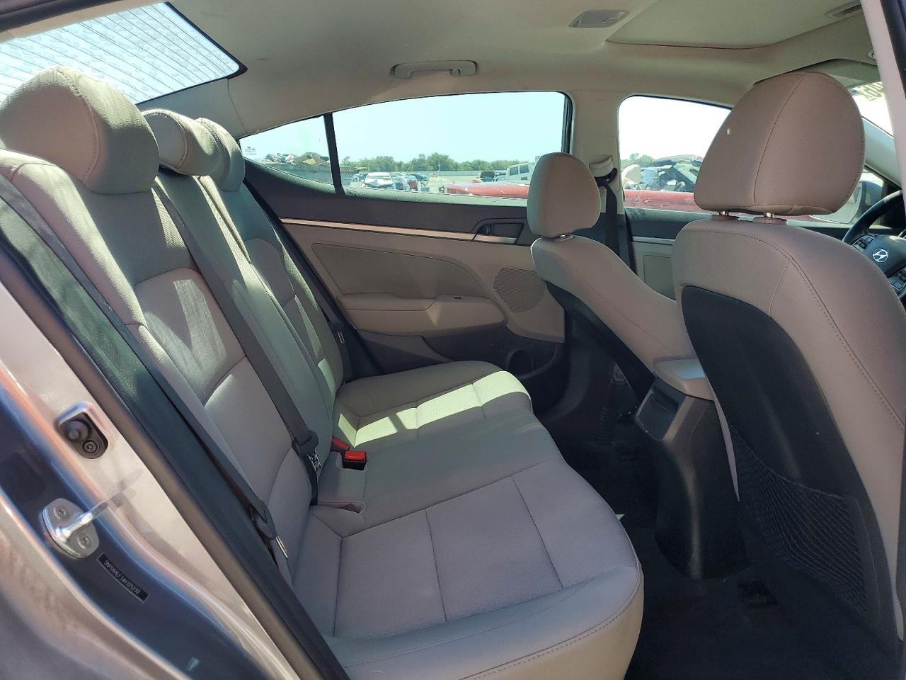 2018 HYUNDAI ELANTRA VALUE EDITION photo 10