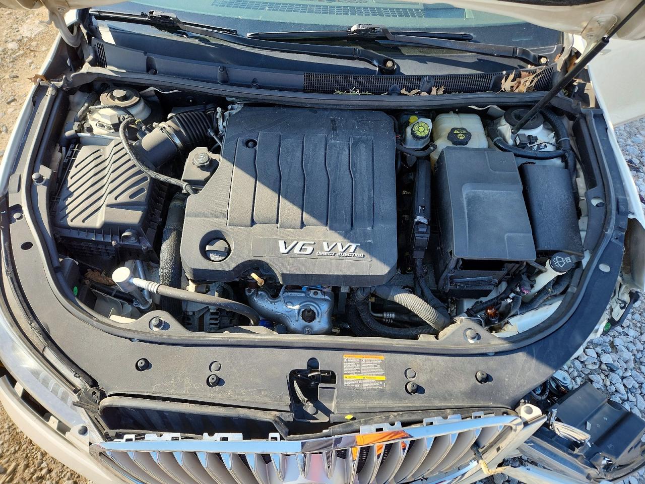 2010 BUICK LACROSSE CXS photo 11