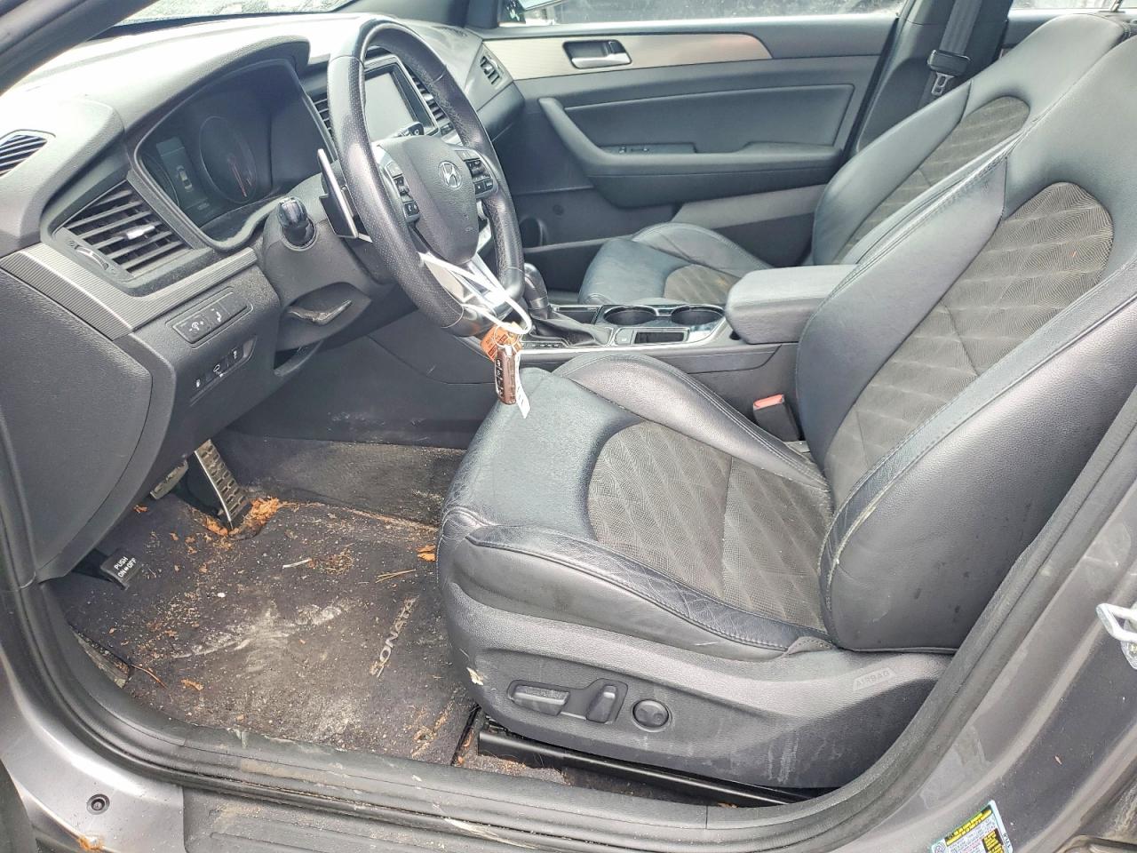2018 HYUNDAI SONATA SEL photo 13