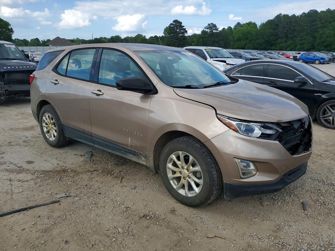 2019 CHEVROLET EQUINOX LS photo 4