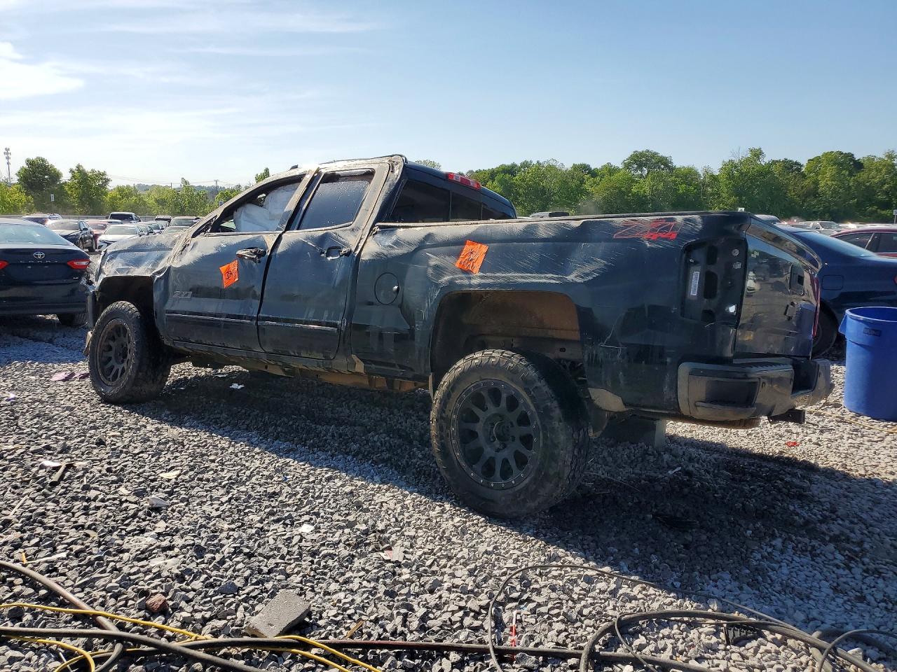 2016 CHEVROLET SILVERADO K1500 LT photo 3