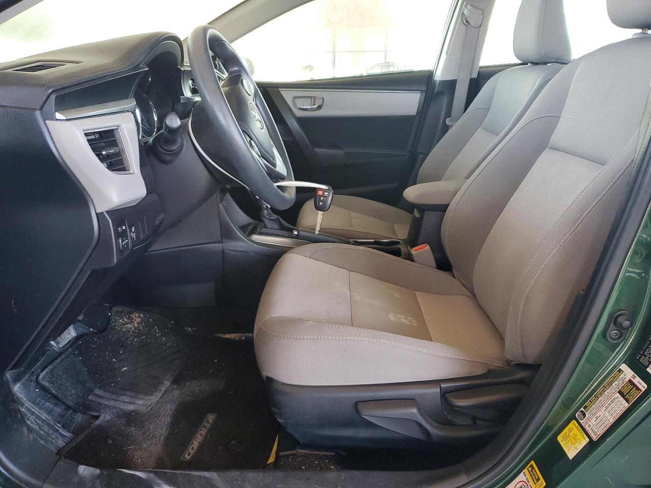 2014 TOYOTA COROLLA LE photo 7