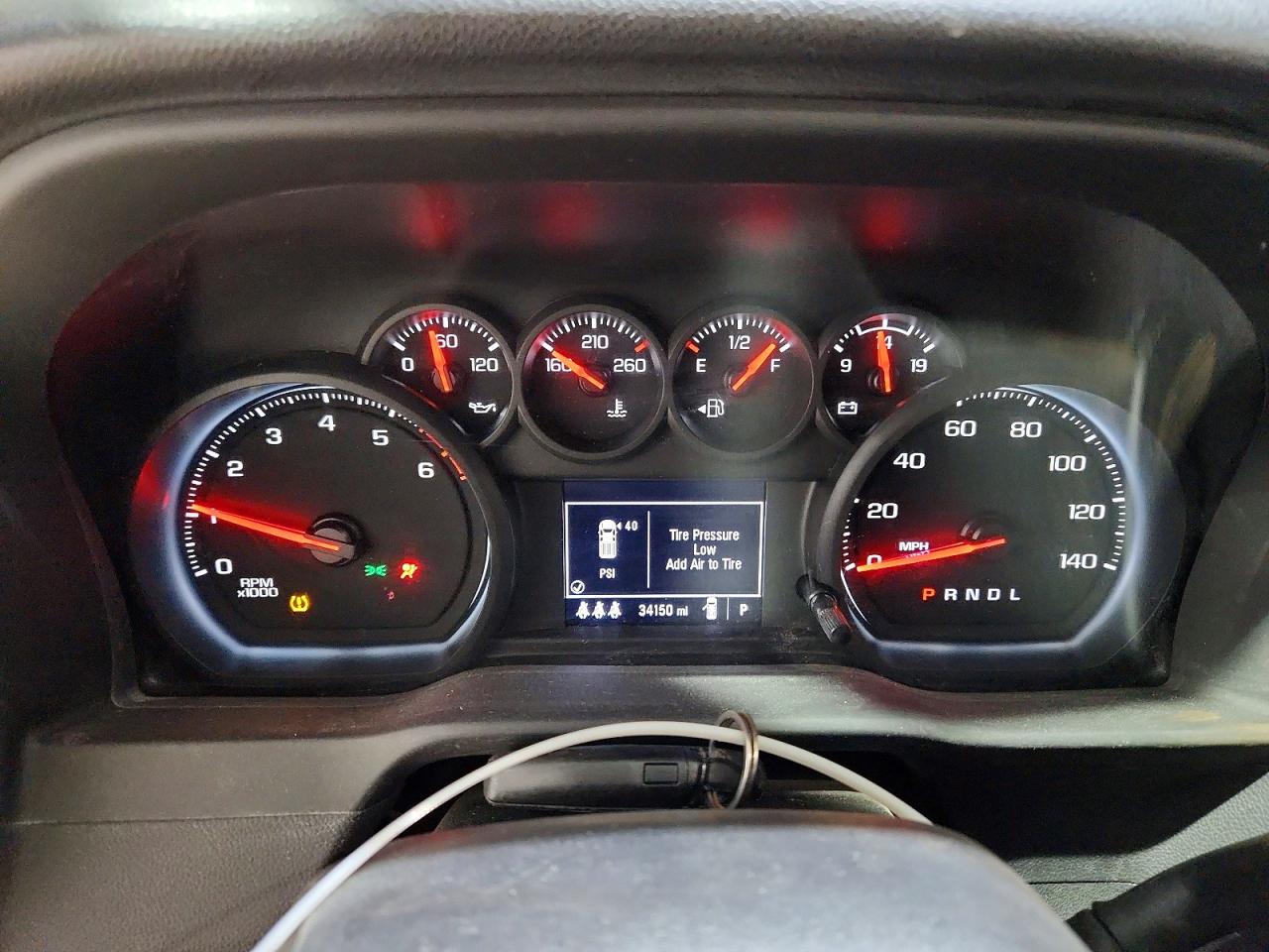 2024 CHEVROLET SILVERADO K2500 CUSTOM photo 9