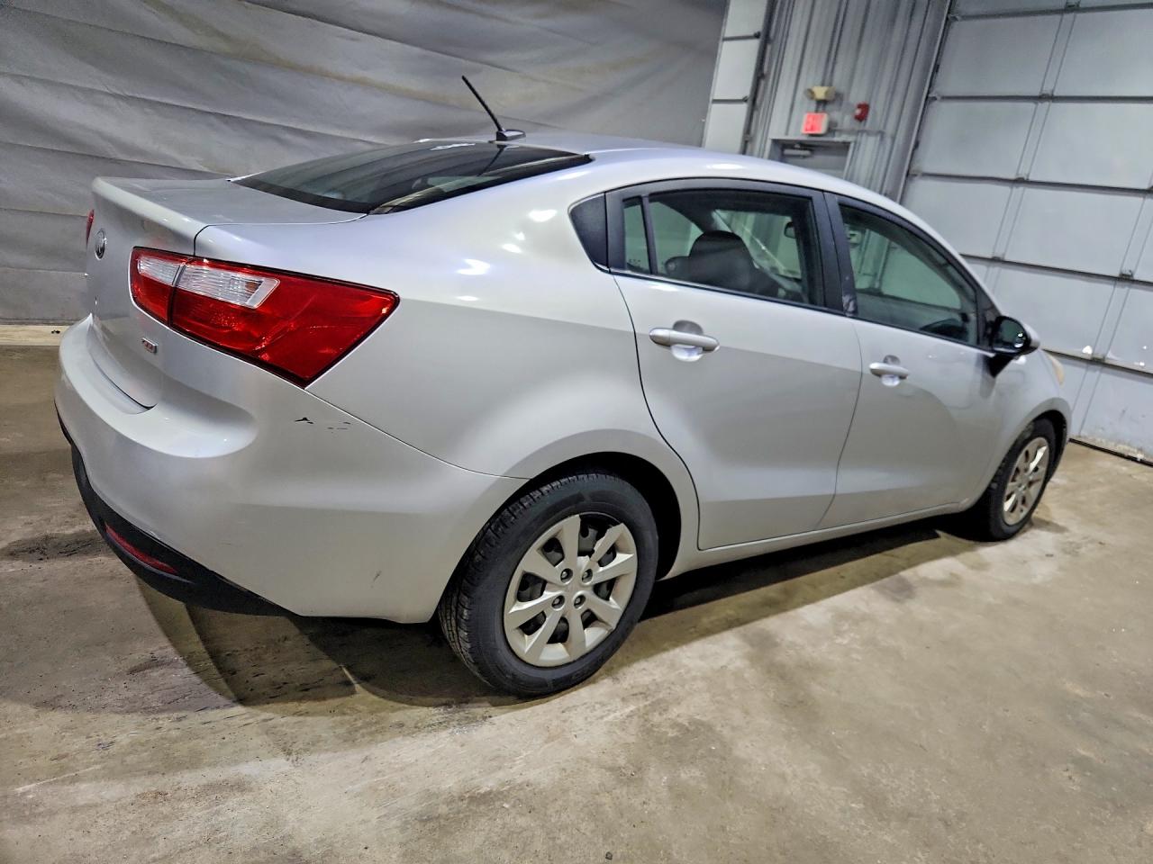 2013 KIA RIO LX photo 3