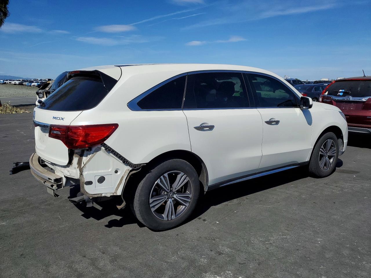 2017 ACURA MDX photo 5