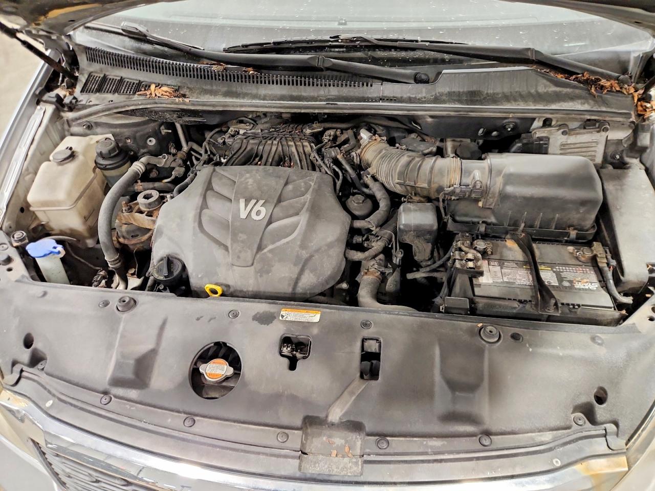 2011 KIA SEDONA LX photo 23