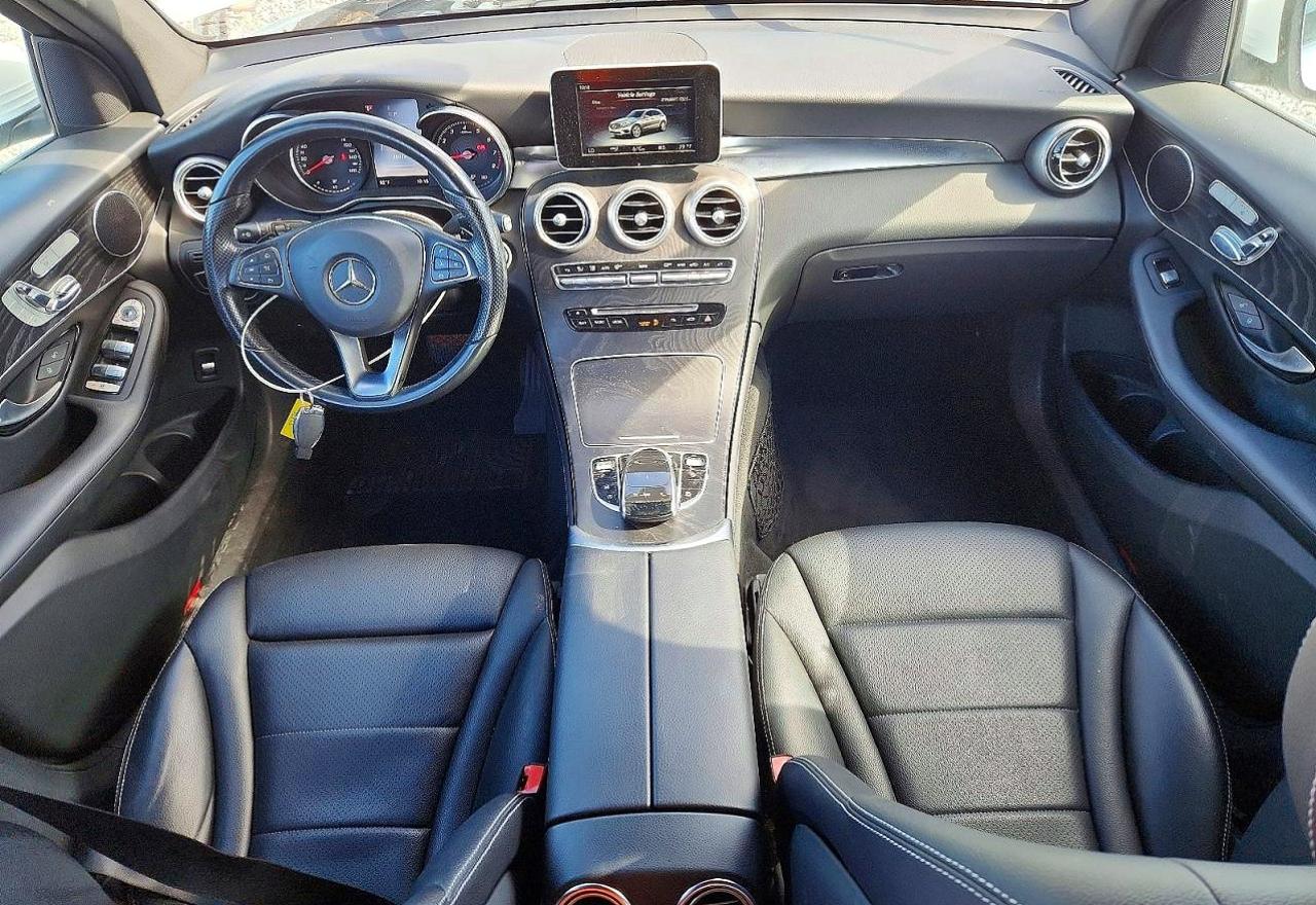 2017 MERCEDES-BENZ GLC 300 photo 22
