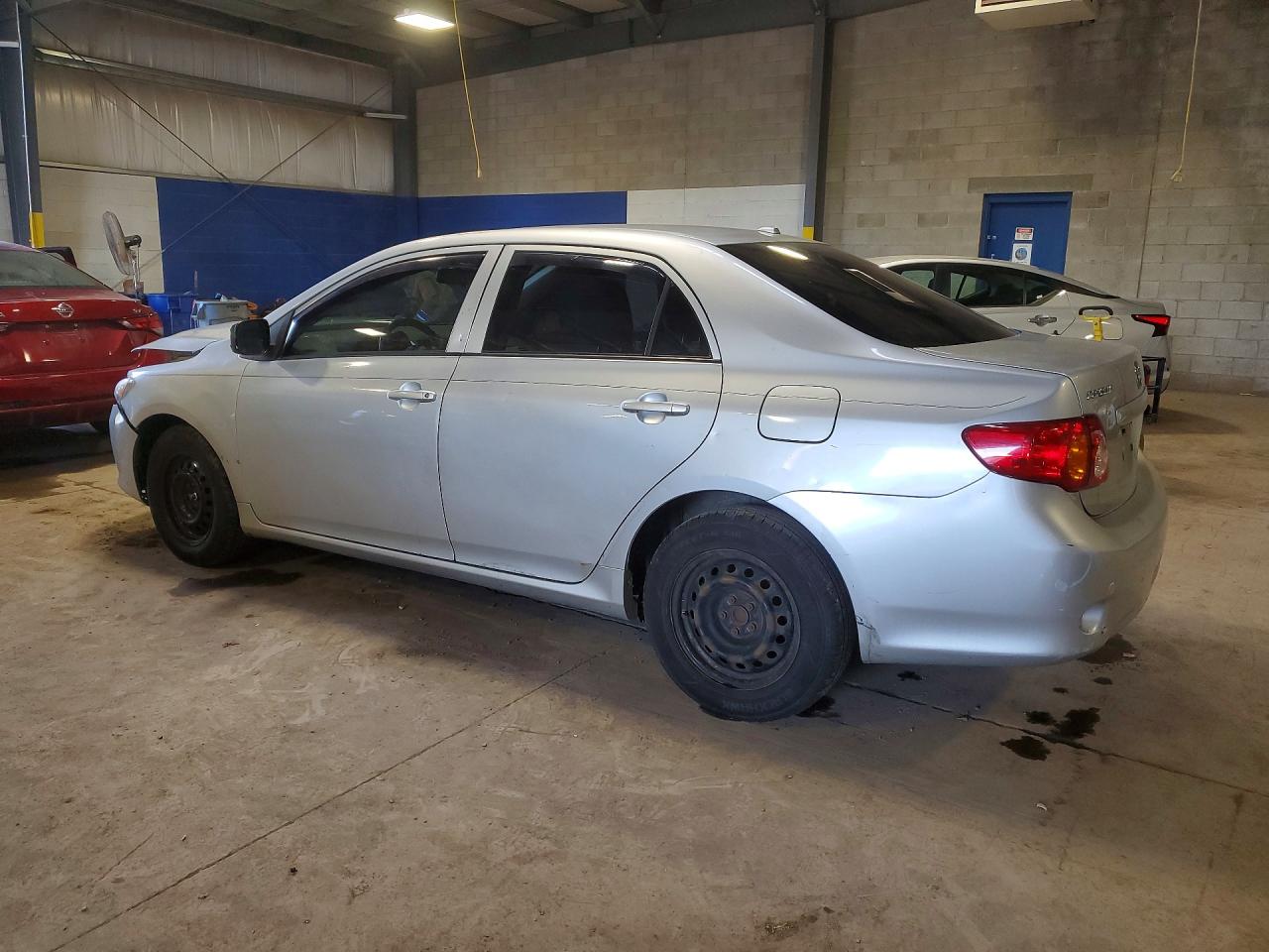 2009 TOYOTA COROLLA LE photo 3