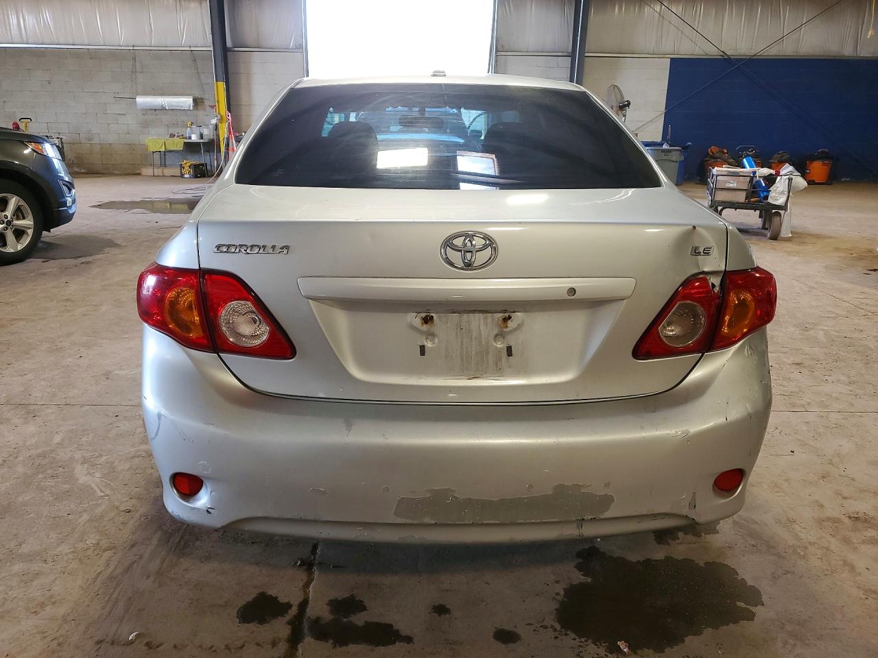 2009 TOYOTA COROLLA LE photo 11