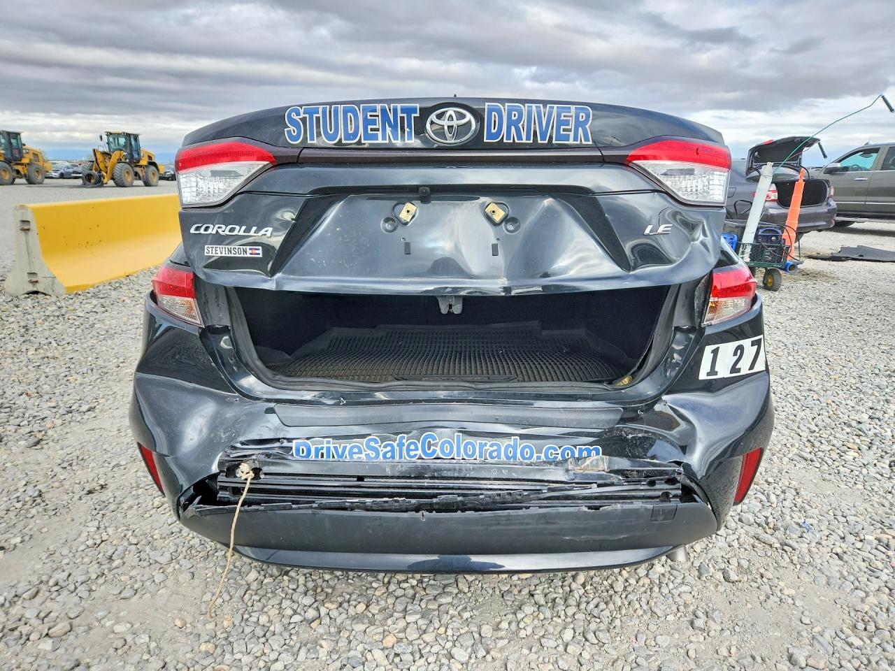2022 TOYOTA COROLLA LE photo 6