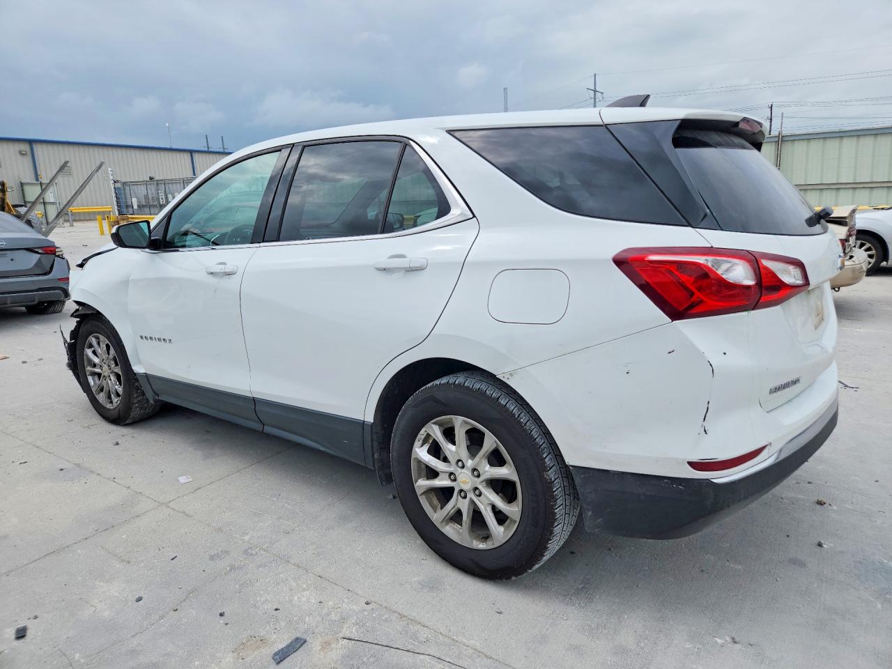 2020 CHEVROLET EQUINOX LT photo 4