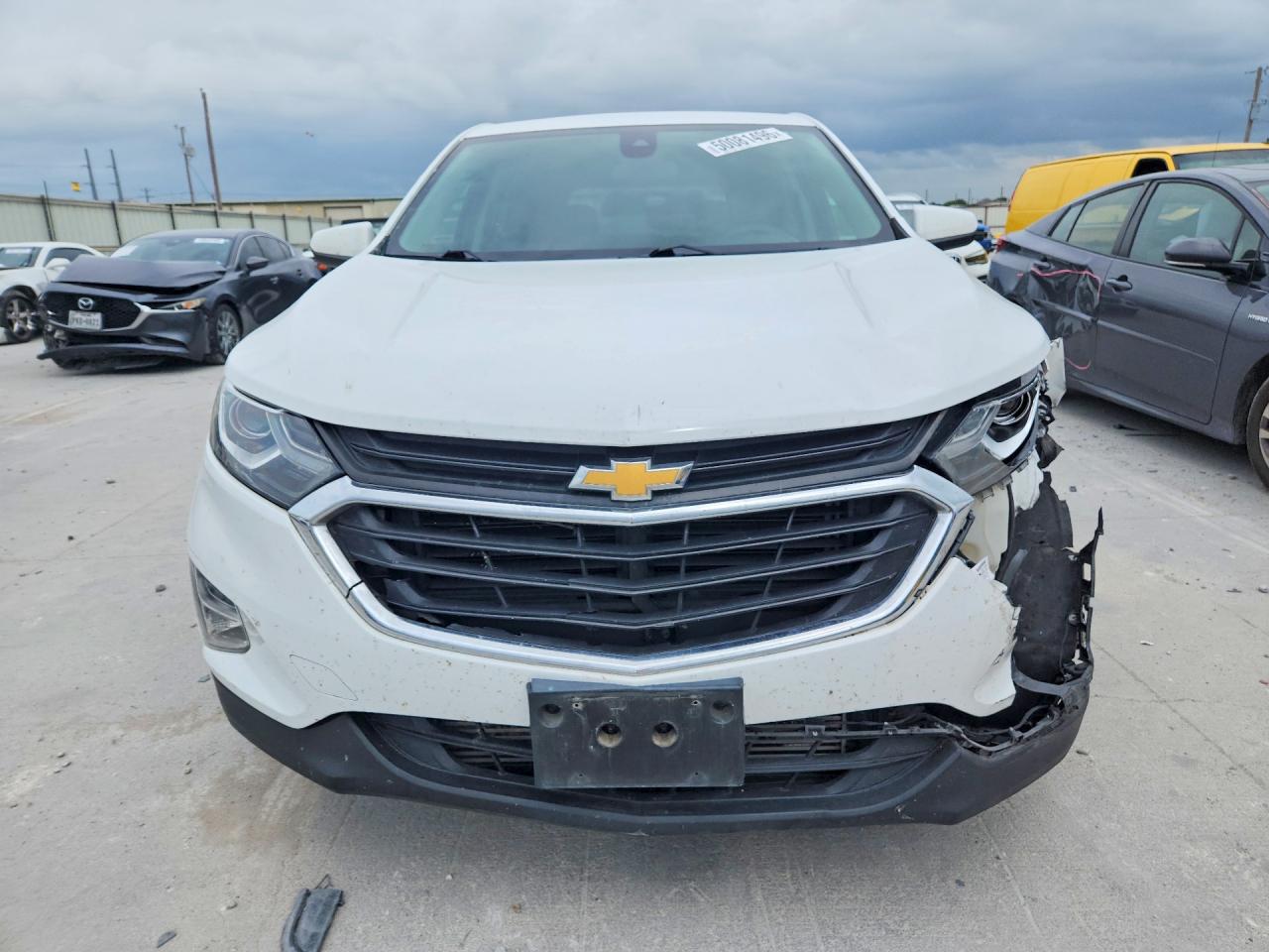 2020 CHEVROLET EQUINOX LT photo 13