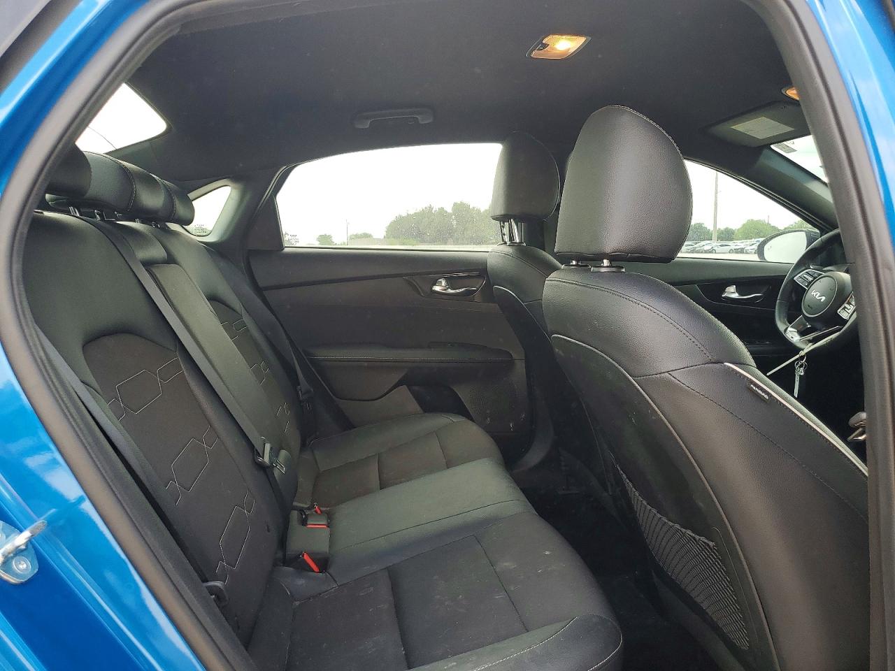 2024 KIA FORTE GT LINE photo 19