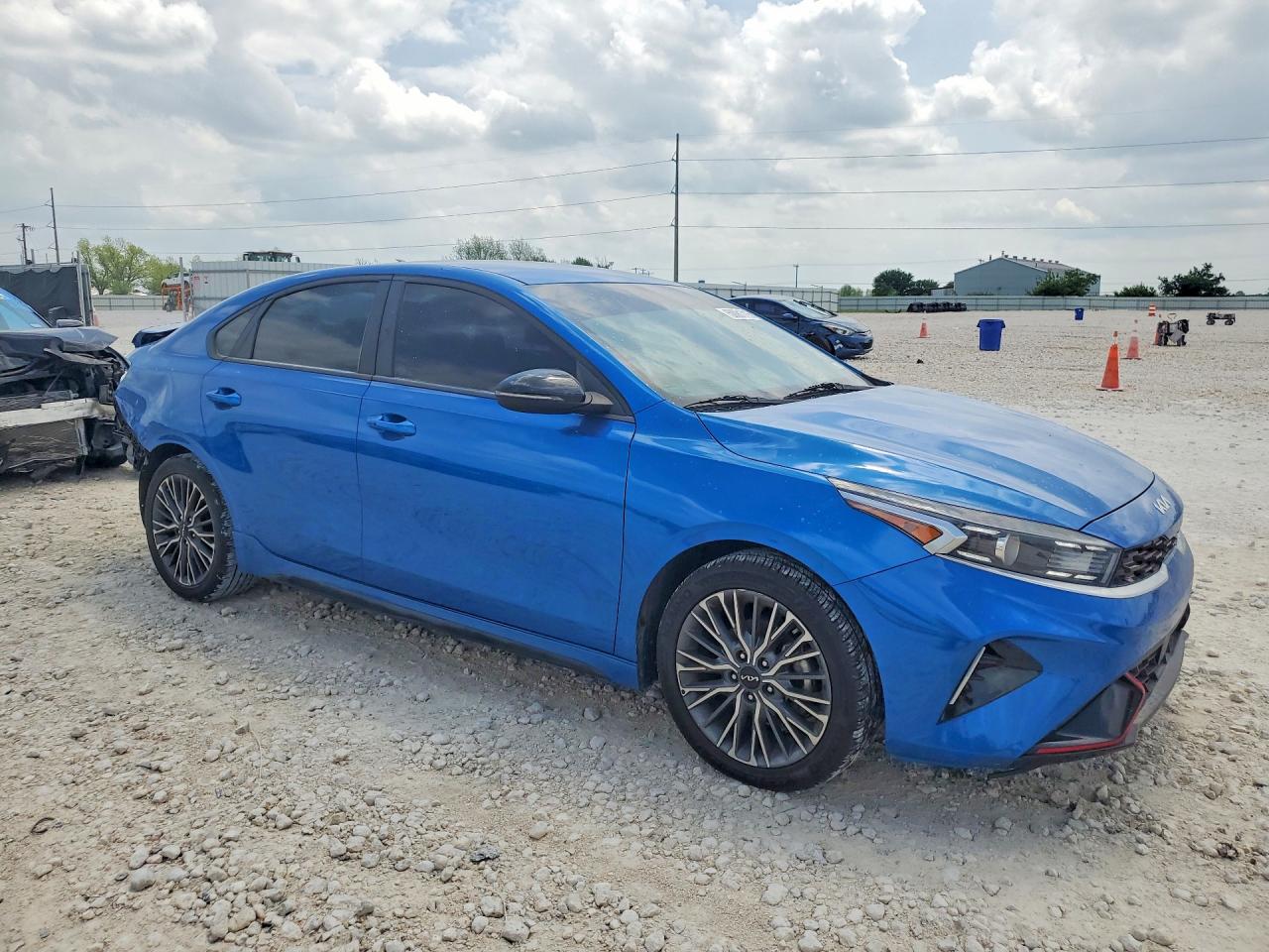 2024 KIA FORTE GT LINE photo 7