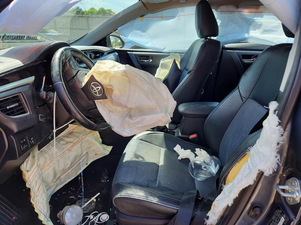 2016 TOYOTA COROLLA S PLUS photo 19