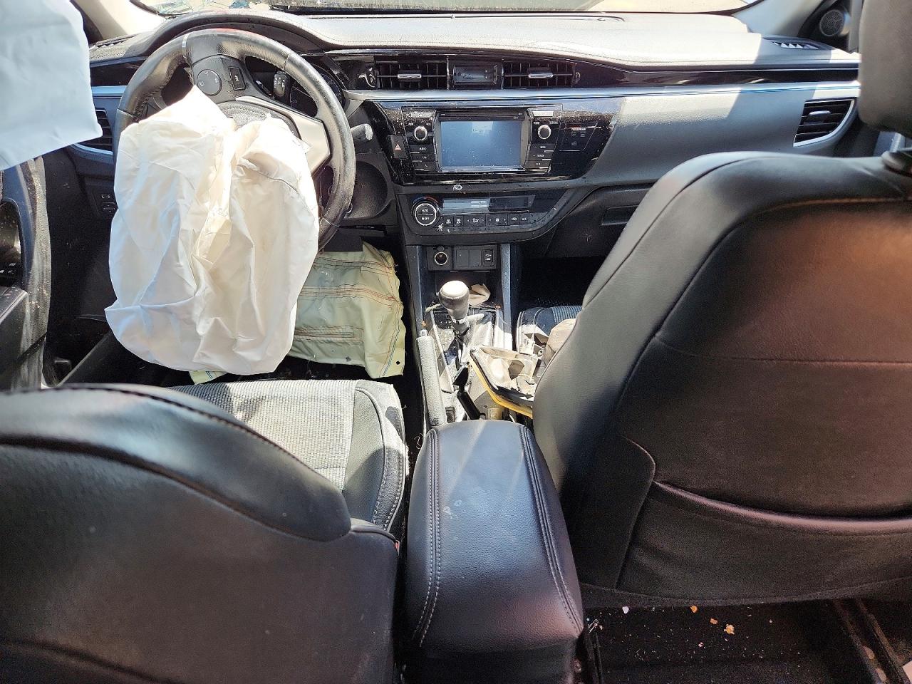 2016 TOYOTA COROLLA S PLUS photo 22