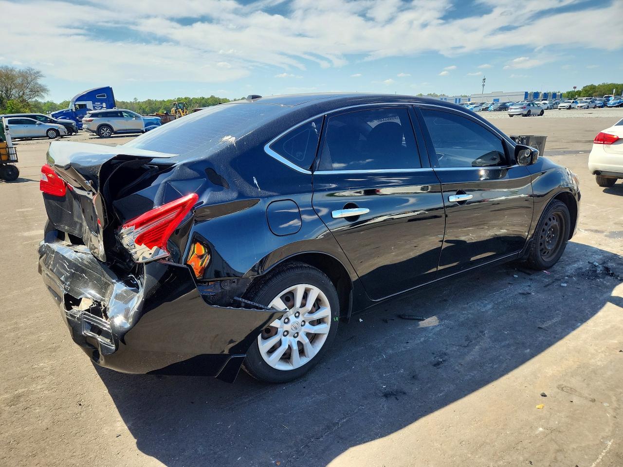 2017 NISSAN SENTRA SV photo 7