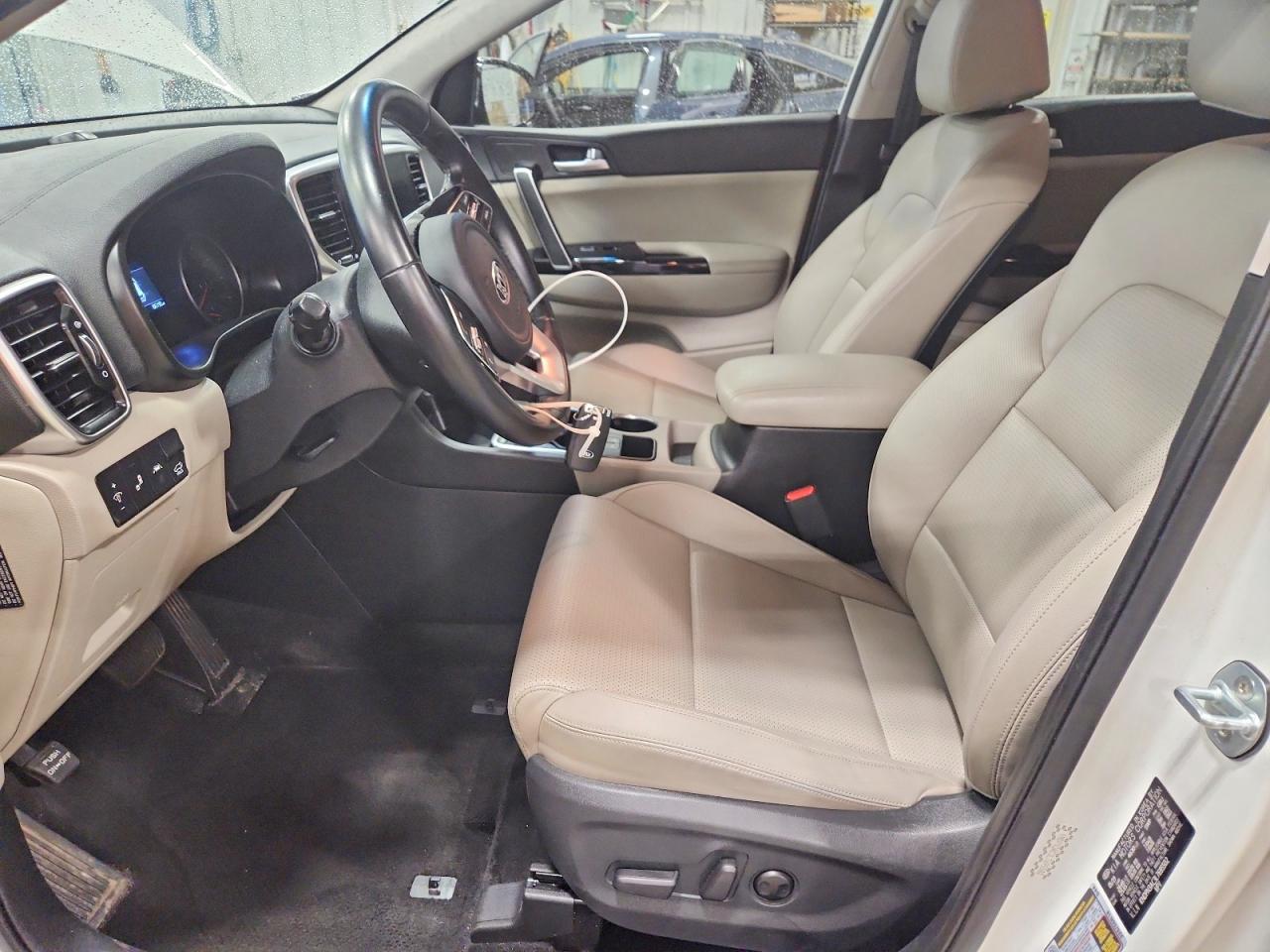 2020 KIA SPORTAGE EX photo 13