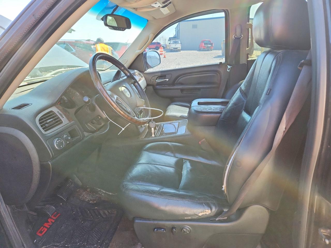 2011 GMC SIERRA K1500 DENALI photo 13