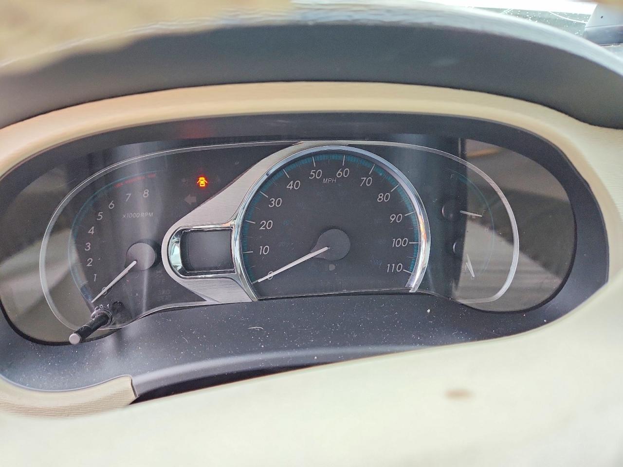 2013 TOYOTA SIENNA XLE 8-PASSENGER photo 25