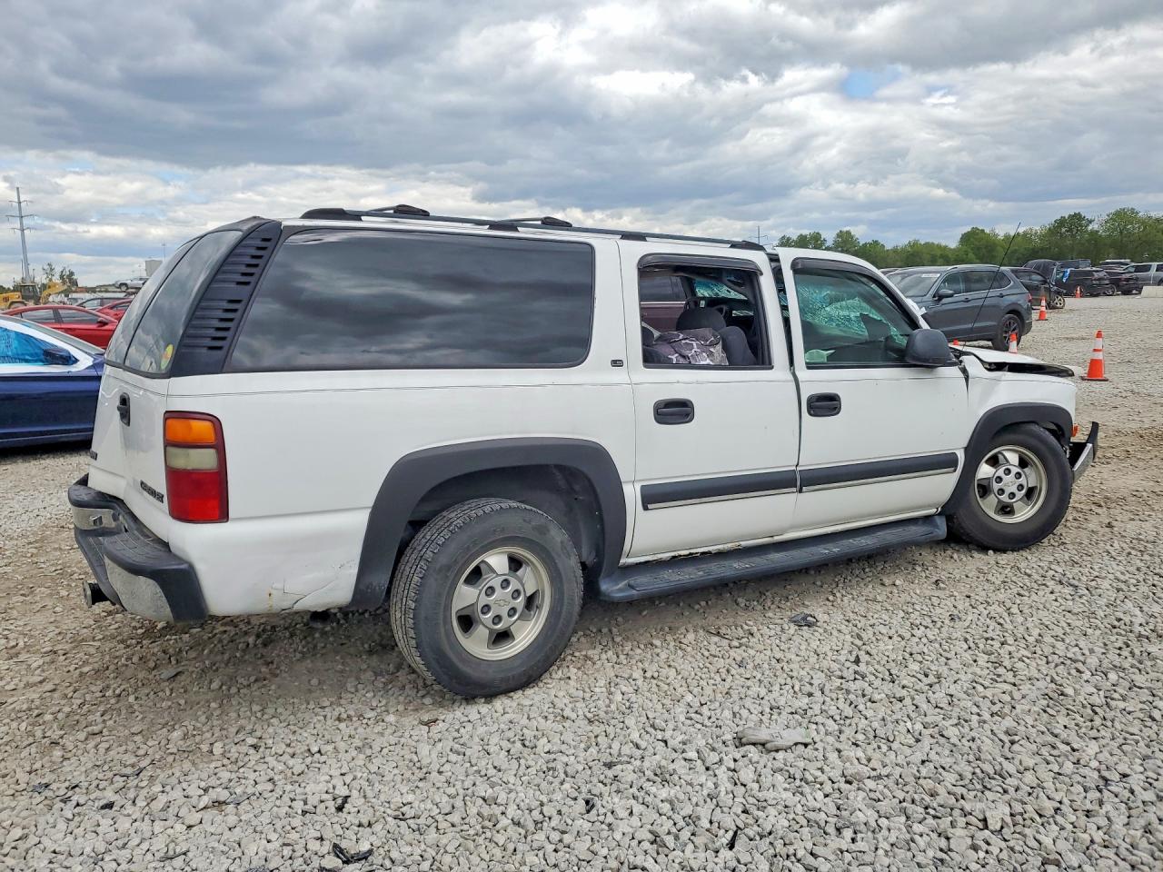 2002 CHEVROLET SUBURBAN C1500 photo 7