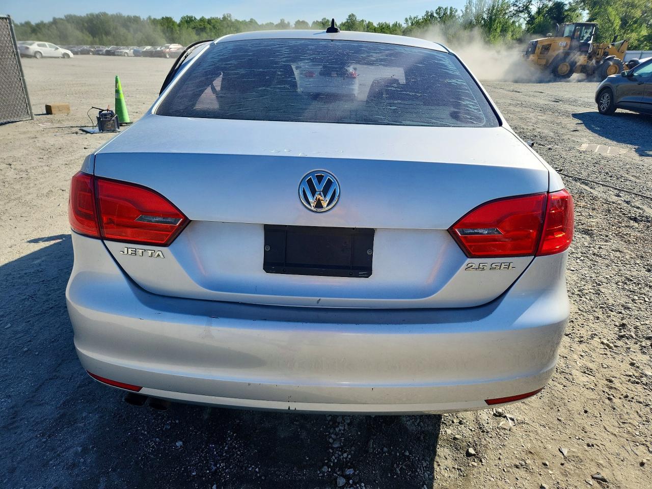 2011 VOLKSWAGEN JETTA photo 11