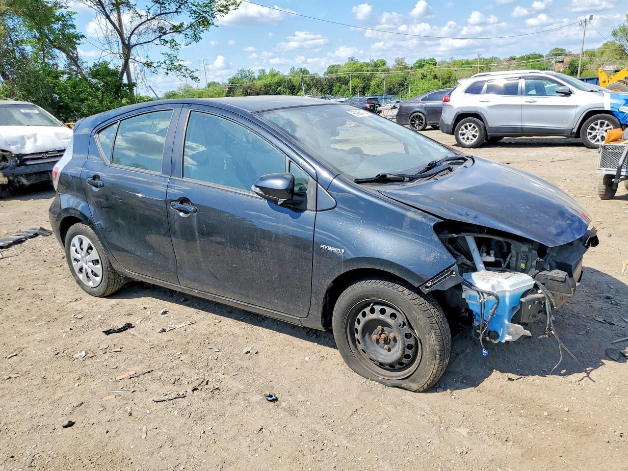 2013 TOYOTA PRIUS C ONE photo 7
