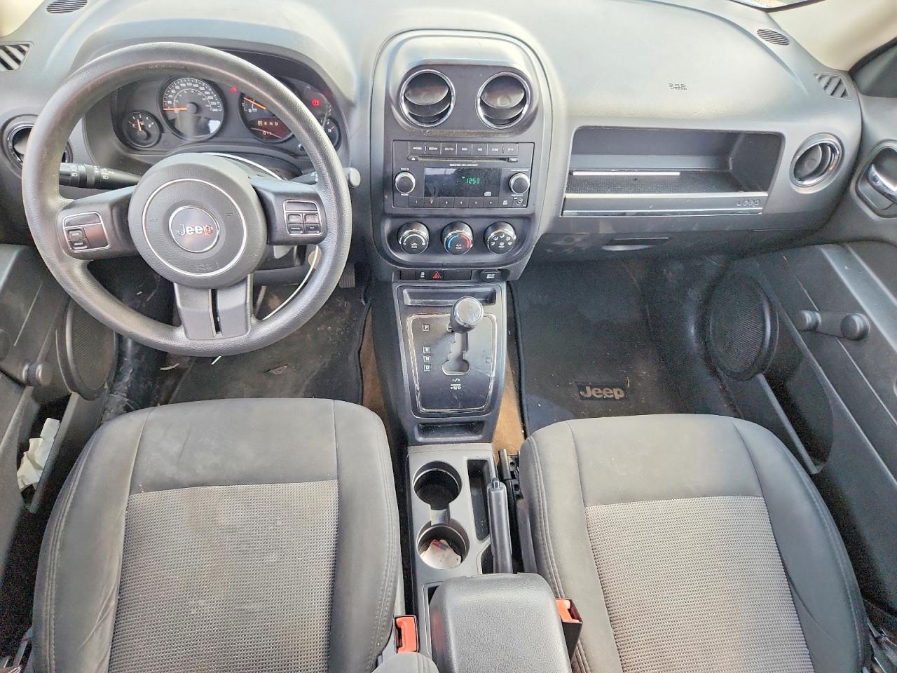 2014 JEEP PATRIOT photo 15
