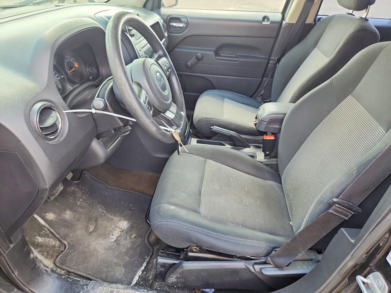 2014 JEEP PATRIOT photo 13