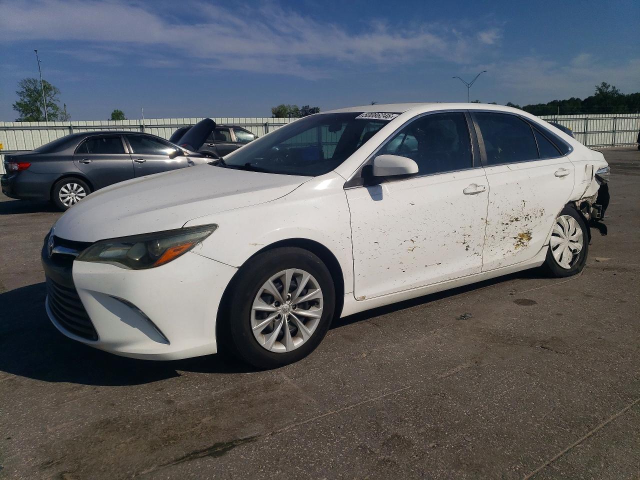 2016 TOYOTA CAMRY