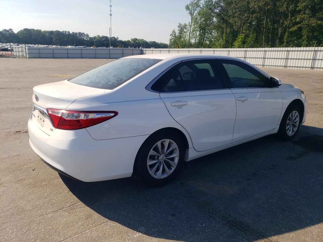 2016 TOYOTA CAMRY LE photo 7