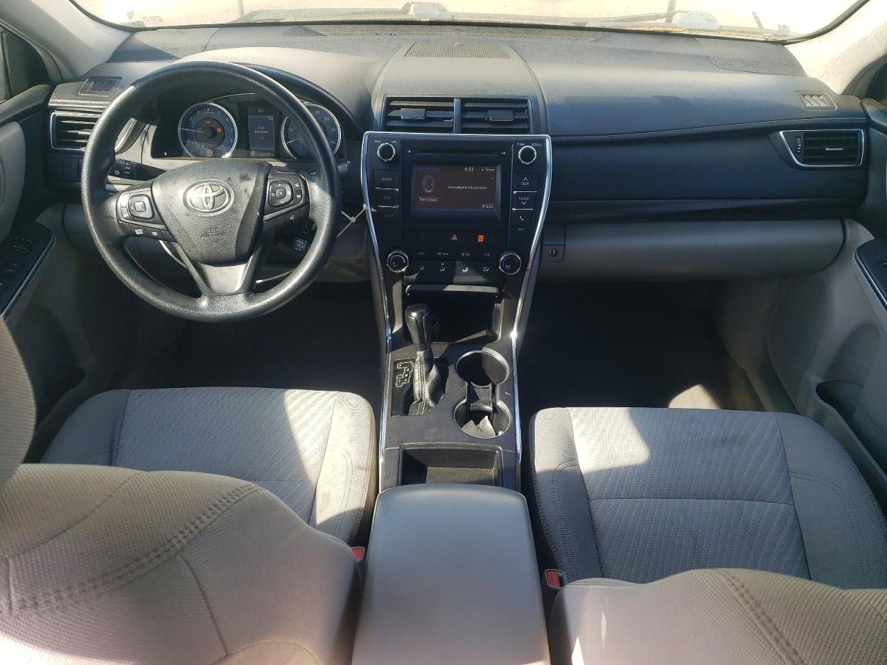 2016 TOYOTA CAMRY LE photo 22